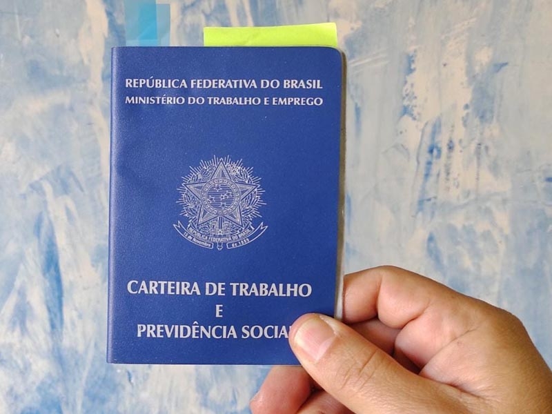 trabalho de excesso de trabalho e tempo de pressão de paciência de horas  extras. sobrecarga de