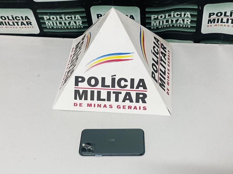 Policiais fecham comércio de salgados utilizado para o jogo do