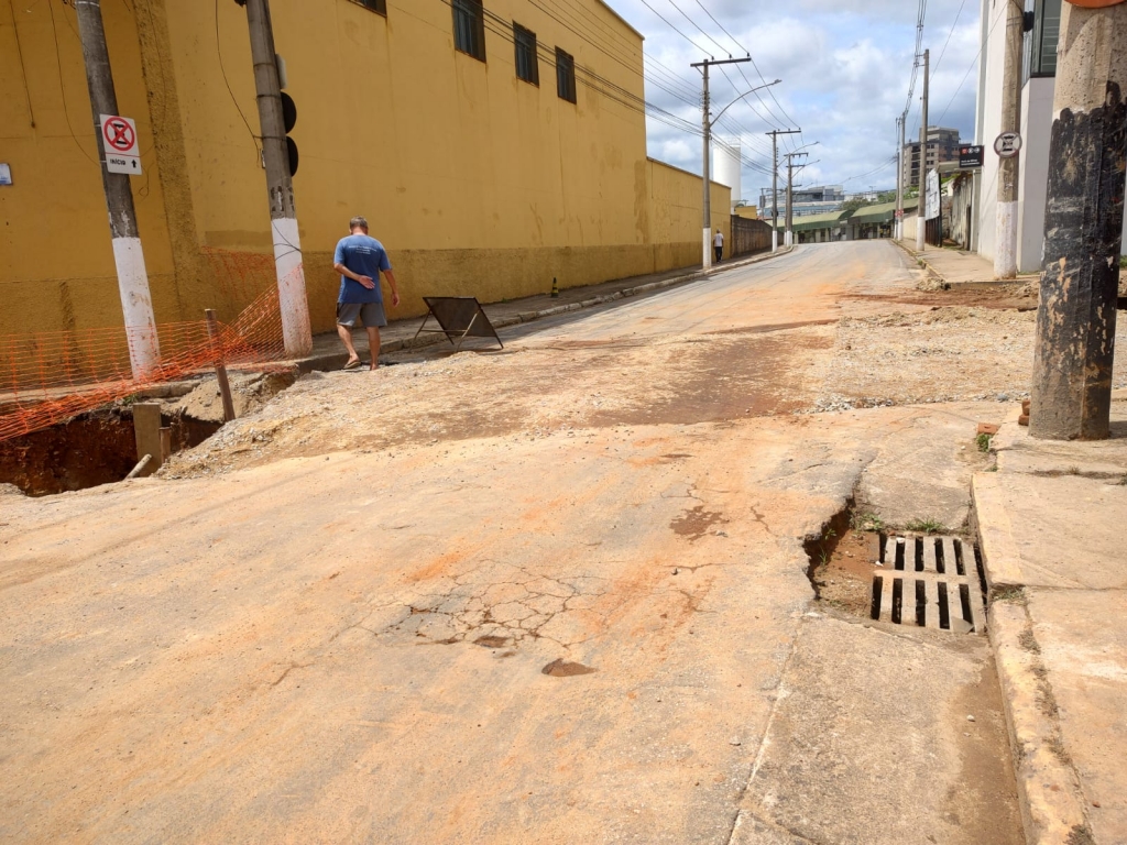 Pouco conhecidas, BRs 251, 365 e 364 são novos corredores do perigo -  Gerais - Estado de Minas