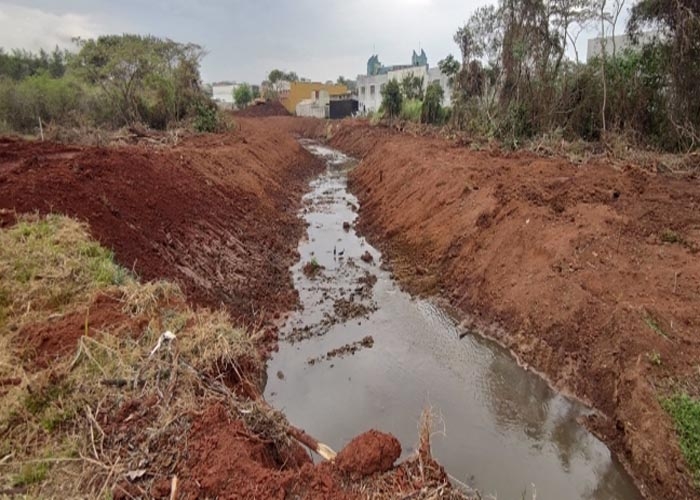 Menino da Maré sonha em construir robôs agrícolas - 04/12/2023