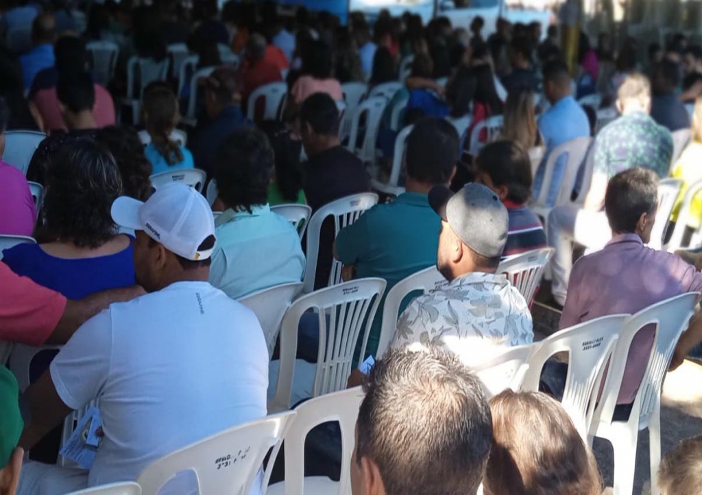 Reflexão- Um assunto, Jesus Cristo. Abertura de rodeio, arena de rodei