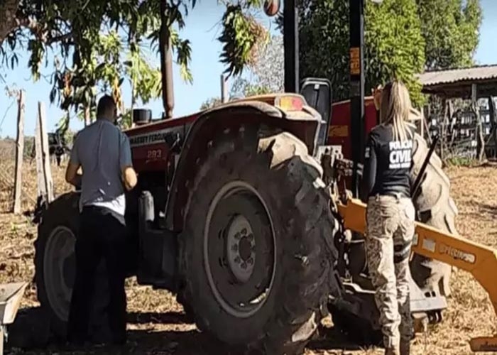 Tratores e Caminhões - Fazendas - Laranja, Soja e Melancia - Tractor and  Trucks in the farm 