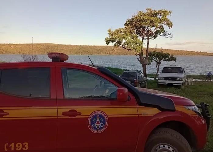 G1 - Moradores de Pai Pedro, Minas Gerais, pedem por água doce - notícias  em Grande Minas