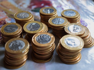 assets/uploads/imagens/thumbs/355e0-reais.jpg